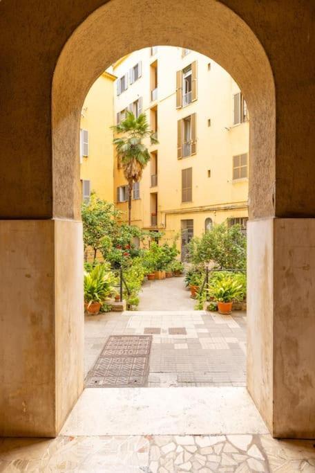 San Lorenzo Residence Two Rome Buitenkant foto